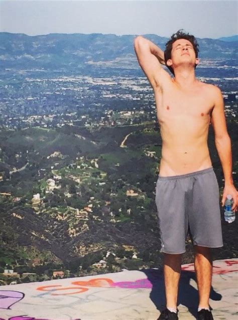 charlie puth height and weight.